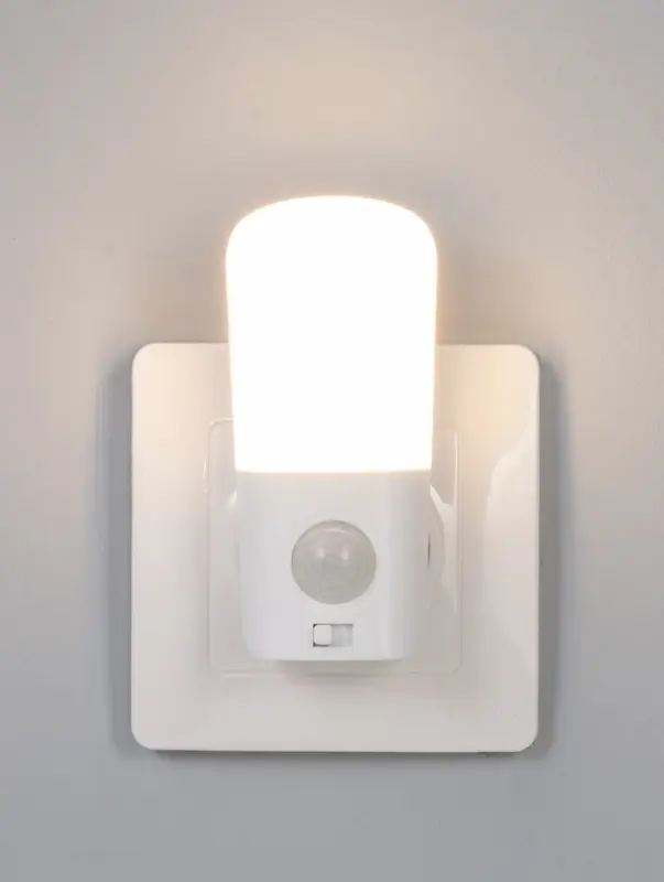 Ночник СТАРТ NL 2LED &laquo;Комета&raquo;, 1 Вт, датчик движения, 3000К, 9.5&times;4&times;2.5/6.5 см, белый