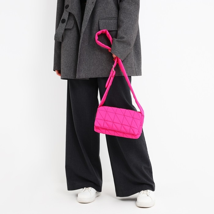 Сумка женская стеганная на плечо, отдел на молнии, 25х14х6 см, цвет розовый Сумка женская стеганная на плечо, отдел на молнии, 25х14х6 см, цвет розовый