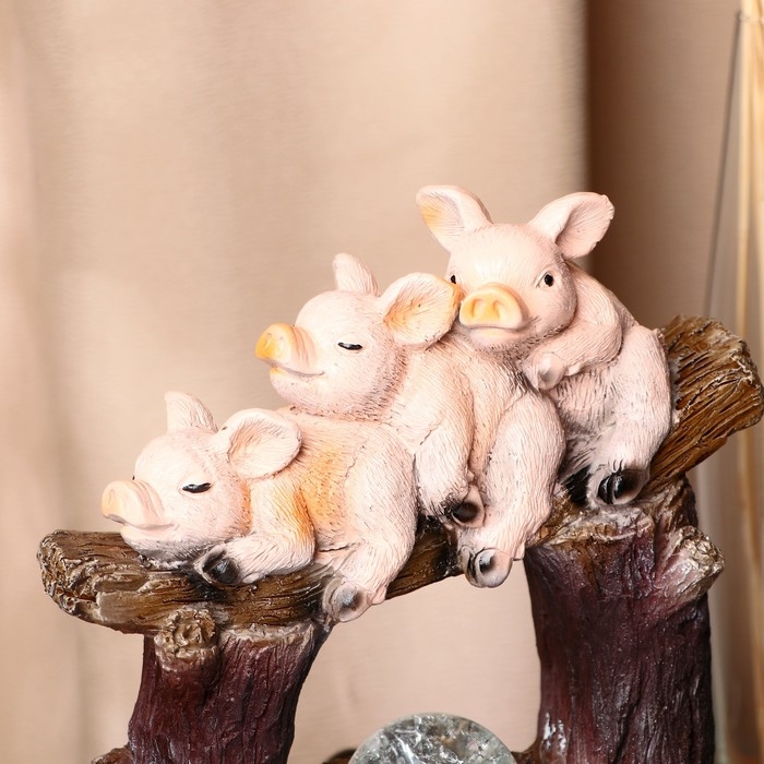 Фонтан Фонтан "Поросятки на бревне" 16х20х26 см (с подсветкой)