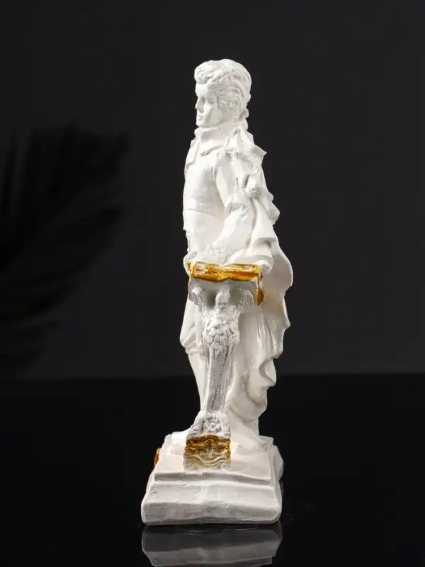 Фигура "Моцарт" 15х7 см , белый с позолотой