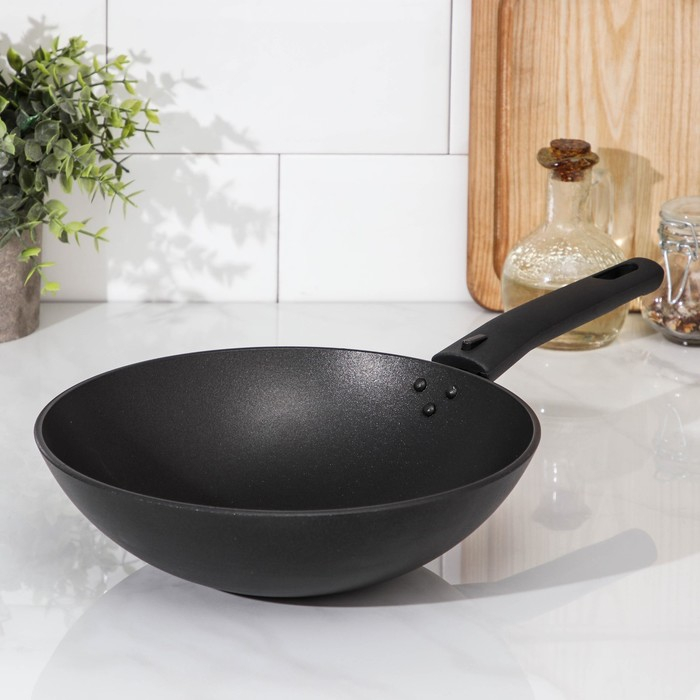 Сковорода Wok, d=24 см, съёмная ручка, антипригарное покрытие, цвет чёрный Сковорода Wok, d=24 см, съёмная ручка, антипригарное покрытие, цвет чёрный