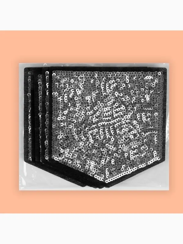 Термоаппликация &laquo;Карман&raquo;, с пайетками, 11&times;10.5 см, цвет серебряный, чёрный