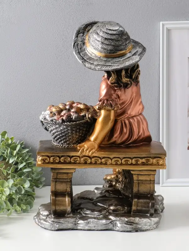 Фигура "Девочка на скамейке" бронза, 46х31х22 см