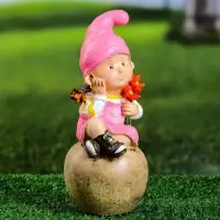Садовая фигура из полистоуна &laquo;Девочка на шаре&raquo;, 13&times;10&times;24 см, МИКС