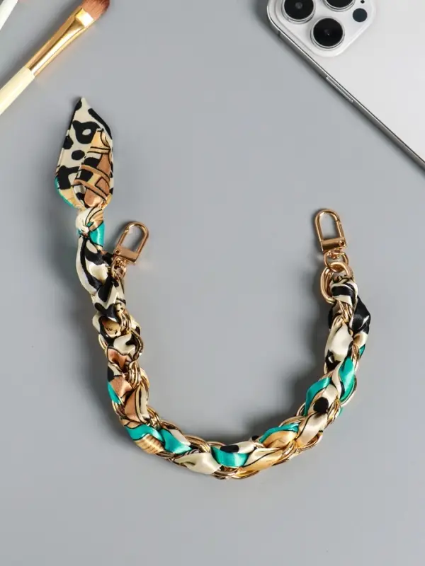 Брелок на 2 карабинах Брелок на 2 карабинах "Платок и цепочка" голубой 20х10х1,7 см