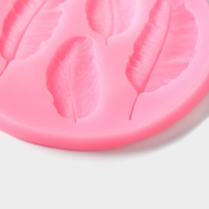 Молд Доляна «Пёрышко», силикон, 9×8,6 см, цвет МИКС Молд Доляна «Пёрышко», силикон, 9×8,6 см, цвет МИКС