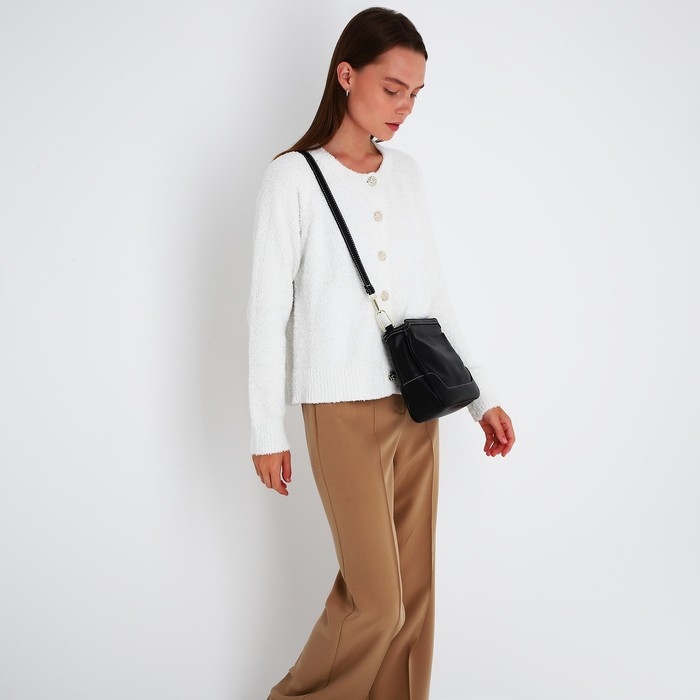 Сумка кросс-боди на молнии, цвет чёрный Сумка кросс-боди на молнии, цвет чёрный