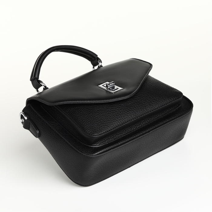 Сумка женская на клапане TEXTURA, маленький размер, цвет чёрный Сумка женская на клапане TEXTURA, маленький размер, цвет чёрный