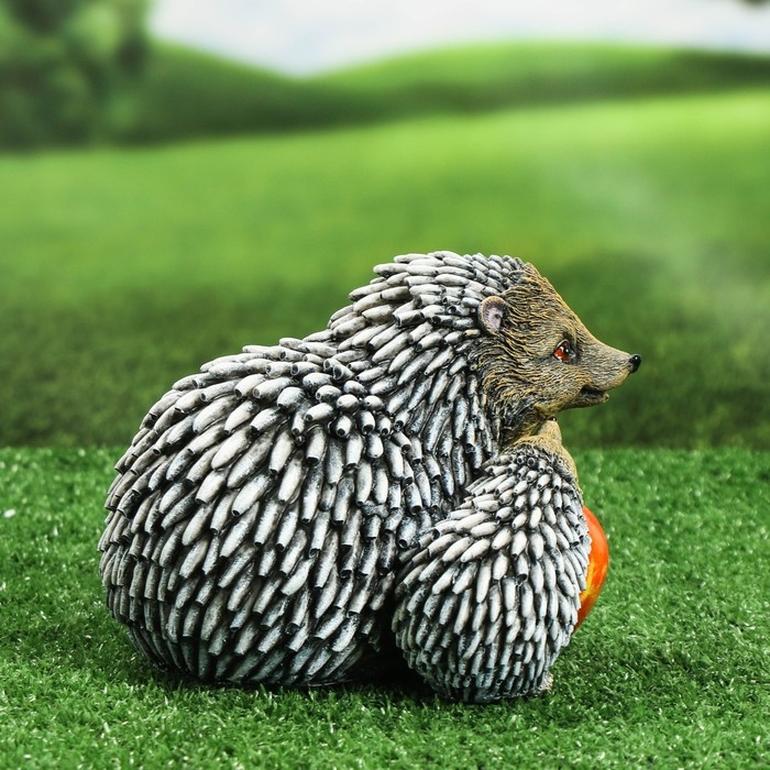 Садовая фигура Садовая фигура "Ёжик с яблоком" 18х14х14см