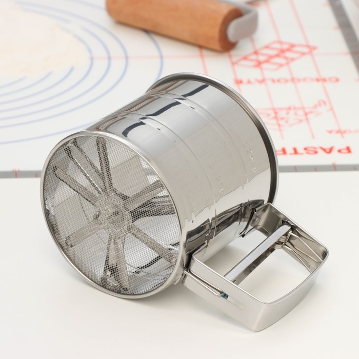 Просеиватель для муки Доляна, 375 мл, цвет серебристый Просеиватель для муки Доляна, 375 мл, цвет серебристый