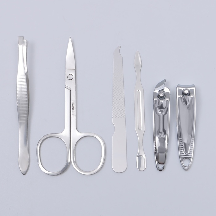 Набор маникюрный «Париж», 6 предметов, в футляре, рисунок МИКС Набор маникюрный «Париж», 6 предметов, в футляре, рисунок МИКС