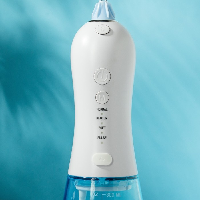 Ирригатор для полости рта Luazon LIR-03, портативный, 300 мл, 4 режима, 2 насадки, от USB Ирригатор для полости рта Luazon LIR-03, портативный, 300 мл, 4 режима, 2 насадки, от USB