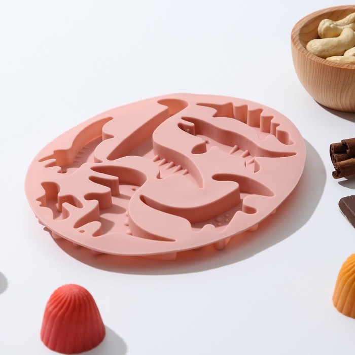 Форма для шоколада Доляна «Дино», силикон, 16,5×14×1 см, 7 ячеек, цвет МИКС Форма для шоколада Доляна «Дино», силикон, 16,5×14×1 см, 7 ячеек, цвет МИКС