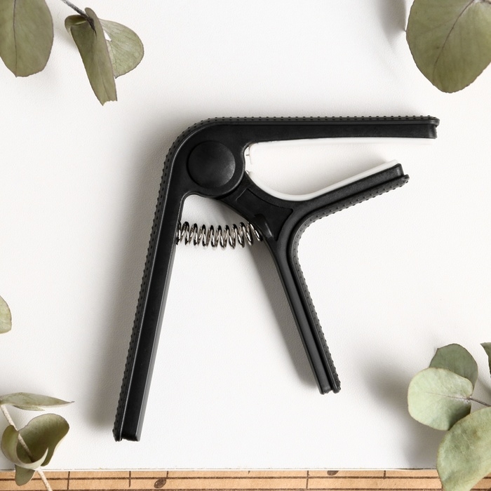 Каподастр для гитары Music Life черный Каподастр для гитары Music Life черный