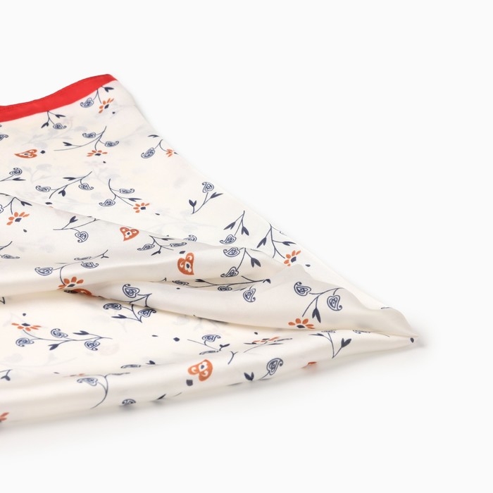 Платок женский MINAKU р-р 70*70 см, цв. белый Платок женский MINAKU р-р 70*70 см, цв. белый