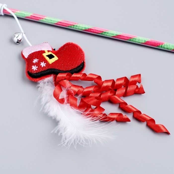 Новый год. Дразнилка-удочка для кошек с бубенчиком  Новый год. Дразнилка-удочка для кошек с бубенчиком "Ботинок", 40 см