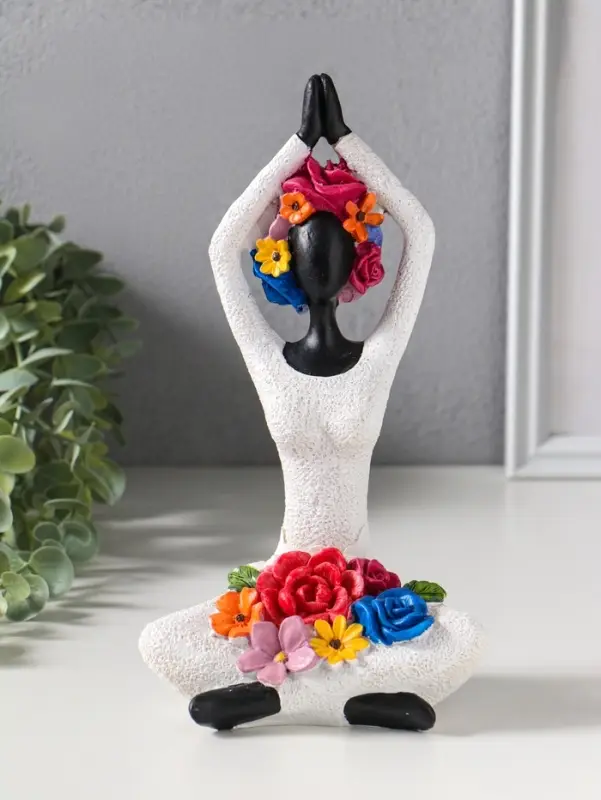 Сувенир полистоун "Девушка-йогиня, с цветами" чёрный 12,5х10,5х22,5 см