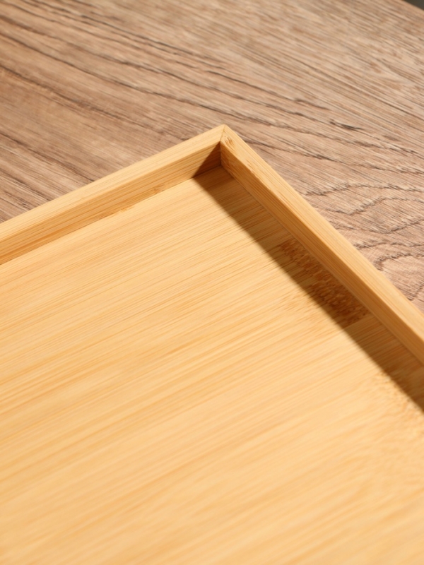 Поднос из бамбука 37х27х1,5 см Поднос из бамбука 37х27х1,5 см