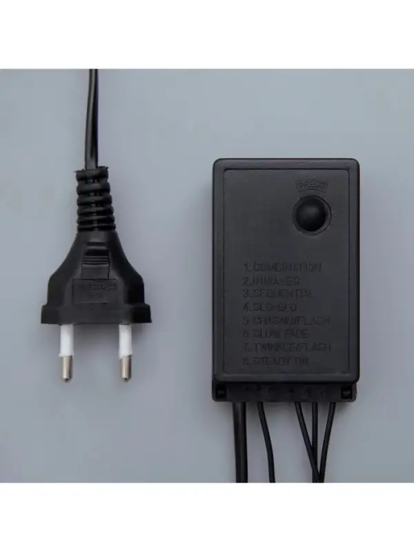 Гирлянда &laquo;Бахрома&raquo; 4&times;0.6 м, IP44, тёмная нить, 180 LED, свечение красное, 8 режимов, 220 В