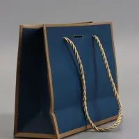 Пакет подарочный, черный , с бантом, 19 х 15 х 7 см