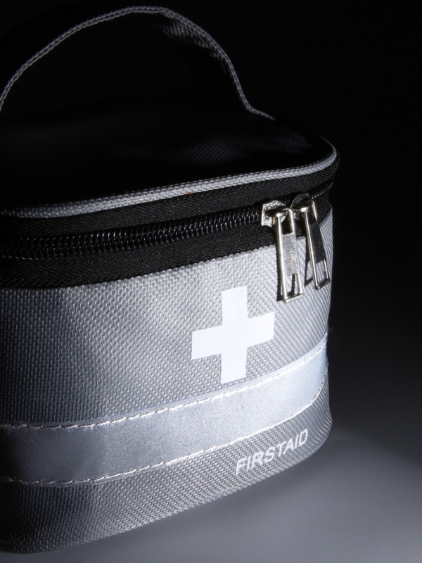 Косметичка-сундук Аптечка, 14*10*10, отд на молнии, серый