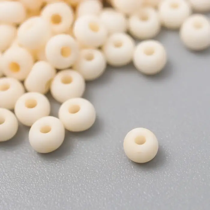 Бисер стекло 8/0  Бисер стекло 8/0 "Маршмеллоу. Матовый. Телесный" 10 гр