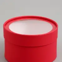 Подарочная коробка круглая, красная, завальцованная с окном, 16&times;11 см