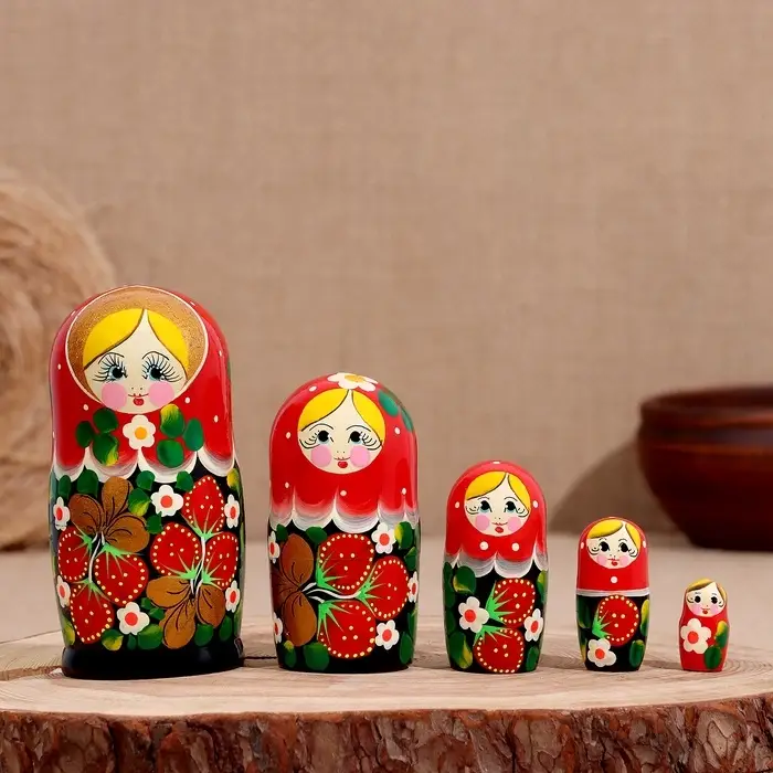 Матрёшка дерево &laquo;Весела&raquo;, красная голова, низ чёрный, 5-кукольная, 14 см