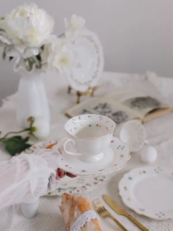 Чайная пара WY Flowers song, фарфор, 220 мл, белая