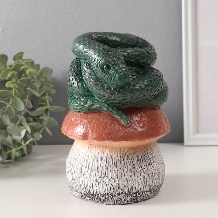 Копилка  Копилка "ЗМЕЙКА НА ГРИБЕ"  11 х11 х 18 см.