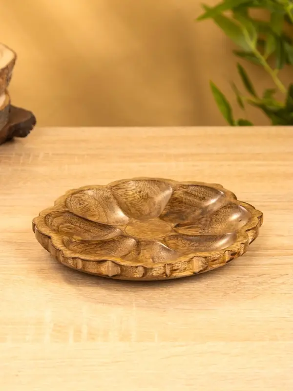 Блюдо сервирочное Блюдо сервирочное "Космея" 18х18х2 см, манговое дерево