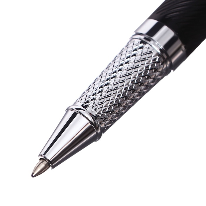 Ручка подарочная роллер в кожзам футляре Карбон корпус черный/серебро Ручка подарочная роллер в кожзам футляре Карбон корпус черный/серебро