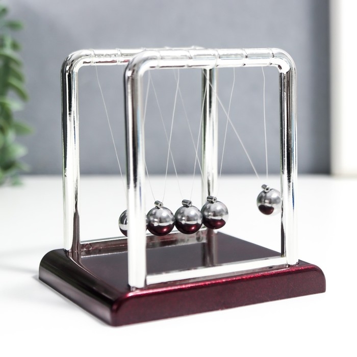 Маятник Маятник "Шары техно" квадрат 9 x 9 x 7,5 см