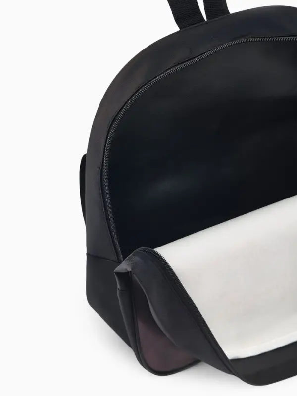 Рюкзак детский 27*10*30, отд на молнии, игры черный Рюкзак детский 27*10*30, отд на молнии, игры черный