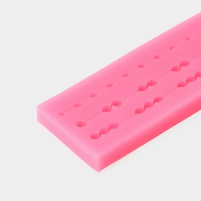 Молд «Бусы», силикон, 15.5×4.5×1.3 см, розовый