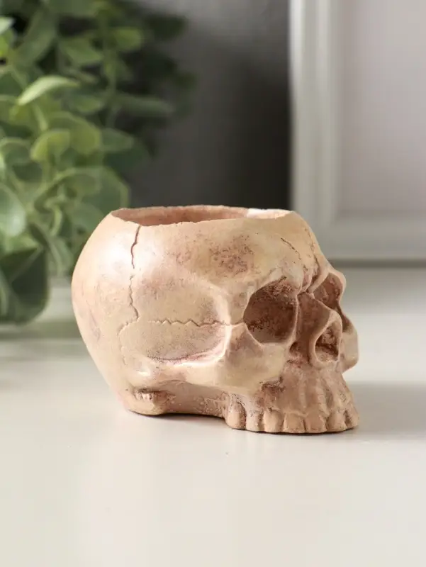 Подсвечник "Череп" эффект состаривания, слоновая кость