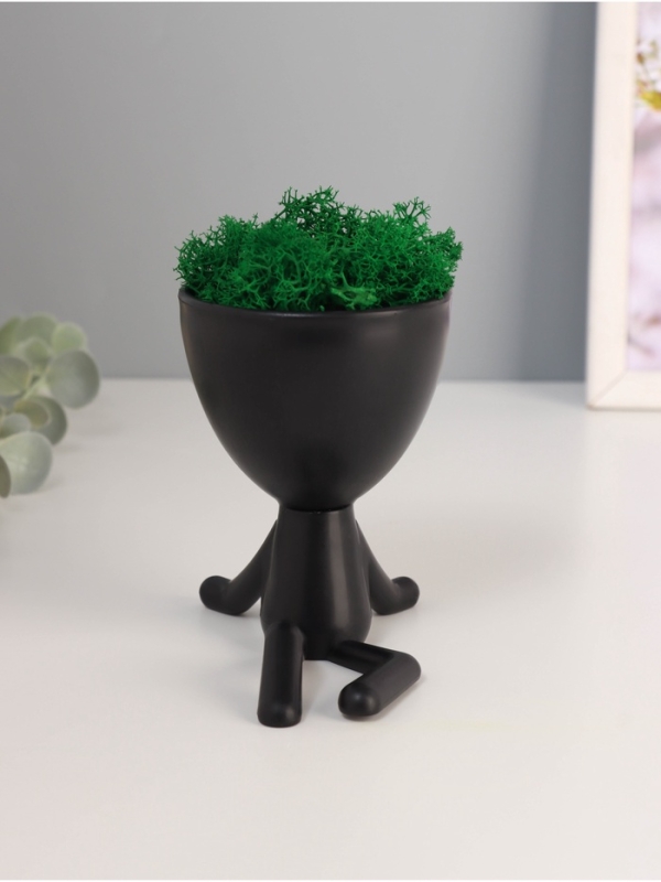 Кашпо пластиковое "Мистер Грин на чиле" 10*10,5*7,3 см черный