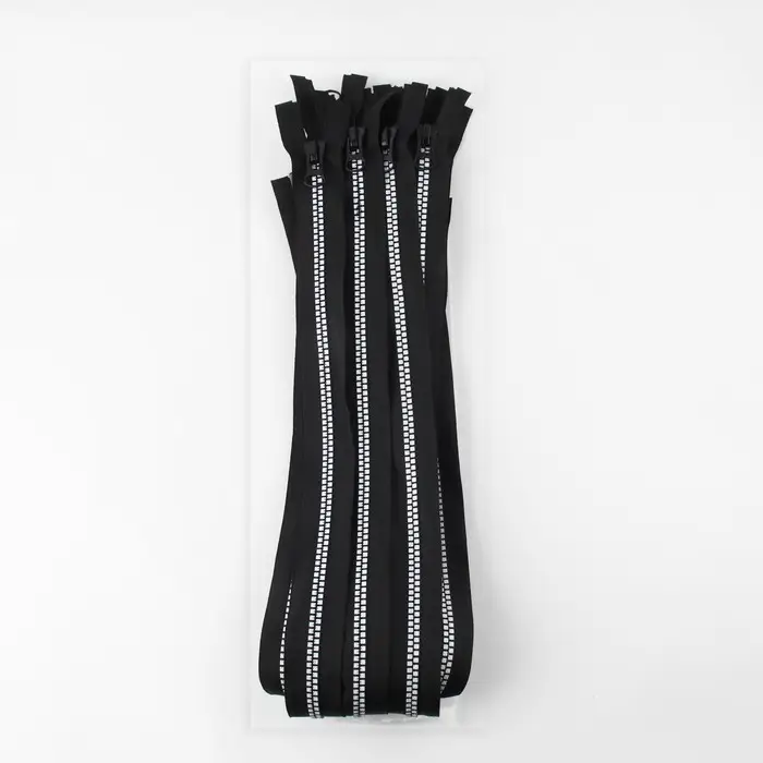 Молния «Трактор», №8, разъёмная, замок автомат, 80 см, чёрная, белая Молния «Трактор», №8, разъёмная, замок автомат, 80 см, чёрная, белая