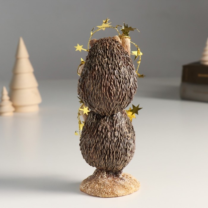 Сувенир полистоун  Сувенир полистоун "Ёжики с гирляндой со звёздами - акробаты" 6х7х15,5 см