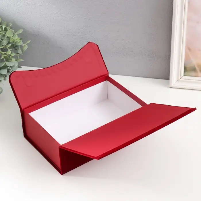 Шкатулка картон Шкатулка картон "Ромбы. Бордо" ручка из жемчужин 8х24х16,5 см