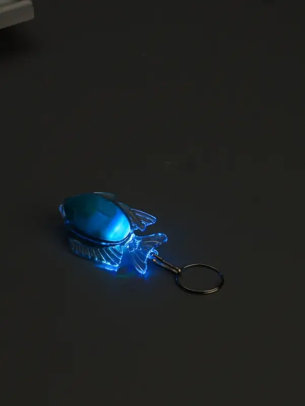 Фонарик брелок для ключей на кольце &laquo;Рыбка&raquo;, 1 режим, 2&times;AG13, 3.5&times;5.5 см, МИКС