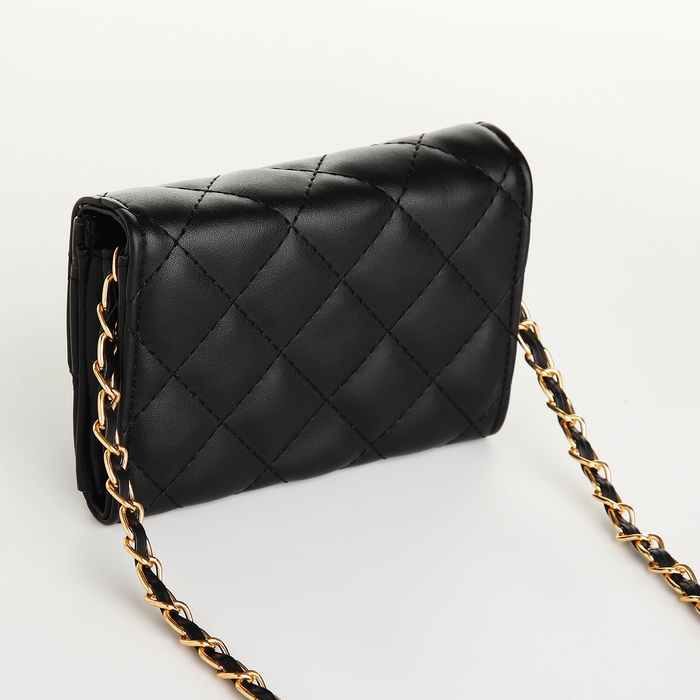 Сумка женская, мессенджер на магните, цвет чёрный Сумка женская, мессенджер на магните, цвет чёрный