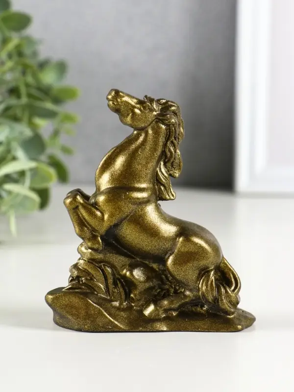 Фигура гипс Фигура гипс "Конь на дыбах", высота 10 см, латунь