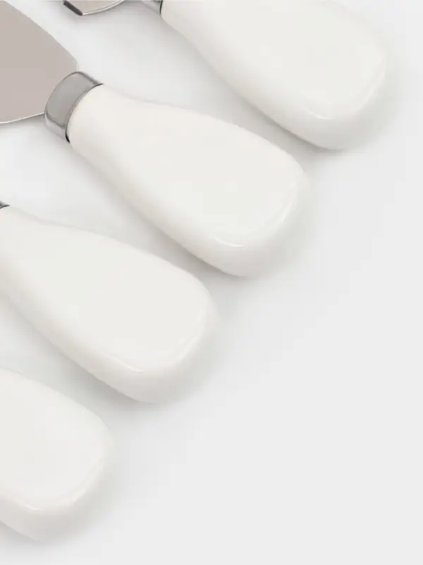 Ножи для сыра Magistro Celt, 4 предмета: нож 3 шт., вилка для сыра 1 шт., керамическая ручка, белые