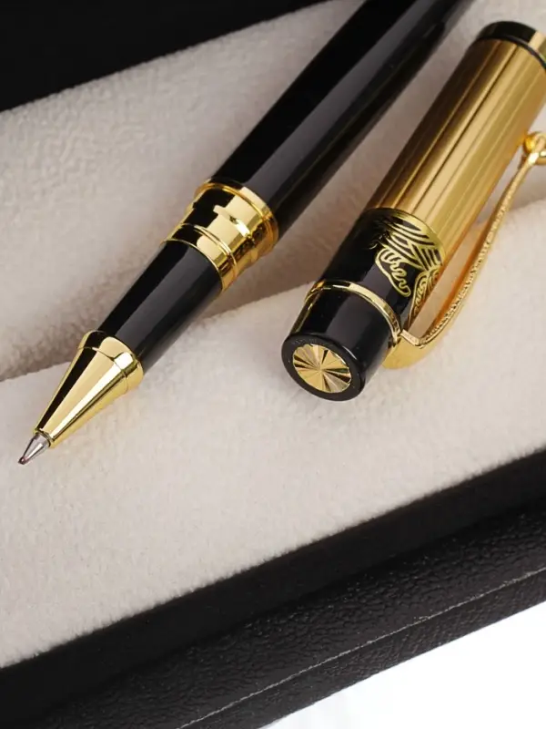 Ручка подарочная Calligrata, шариковая, в футляре кожзам, корпус чёрный с золотым