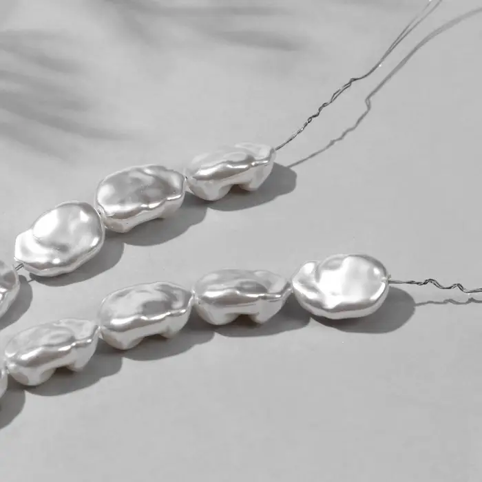 Бусины пластиковые на нити &laquo;Жемчуг&raquo;, 15&times;10 мм, набор 80 шт., цвет белый