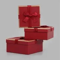 Набор подарочных коробок 3 в 1, 19&times;19&times;9.5 см, 17&times;17&times;8 см, 15&times;15&times;6.5 см