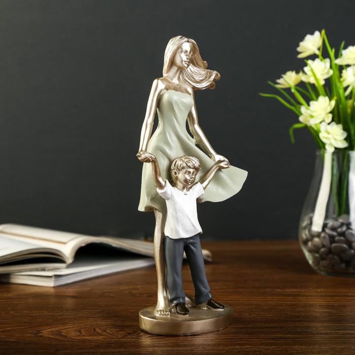 Сувенир полистоун  Сувенир полистоун "Мать и сын" 24х11х7 см