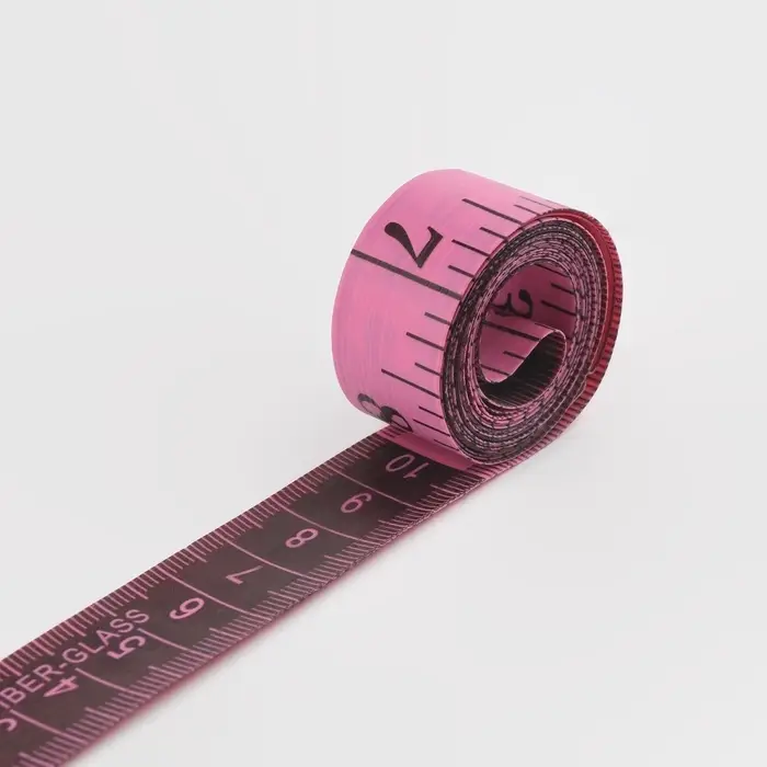 Сантиметровая лента портновская, в футляре, 1.7×150 см (см/дюймы), МИКС Сантиметровая лента портновская, в футляре, 1.7×150 см (см/дюймы), МИКС