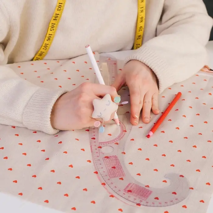 Игольница-кольцо «Звёздочка», 5×5×4 см, бежевая Игольница-кольцо «Звёздочка», 5×5×4 см, бежевая